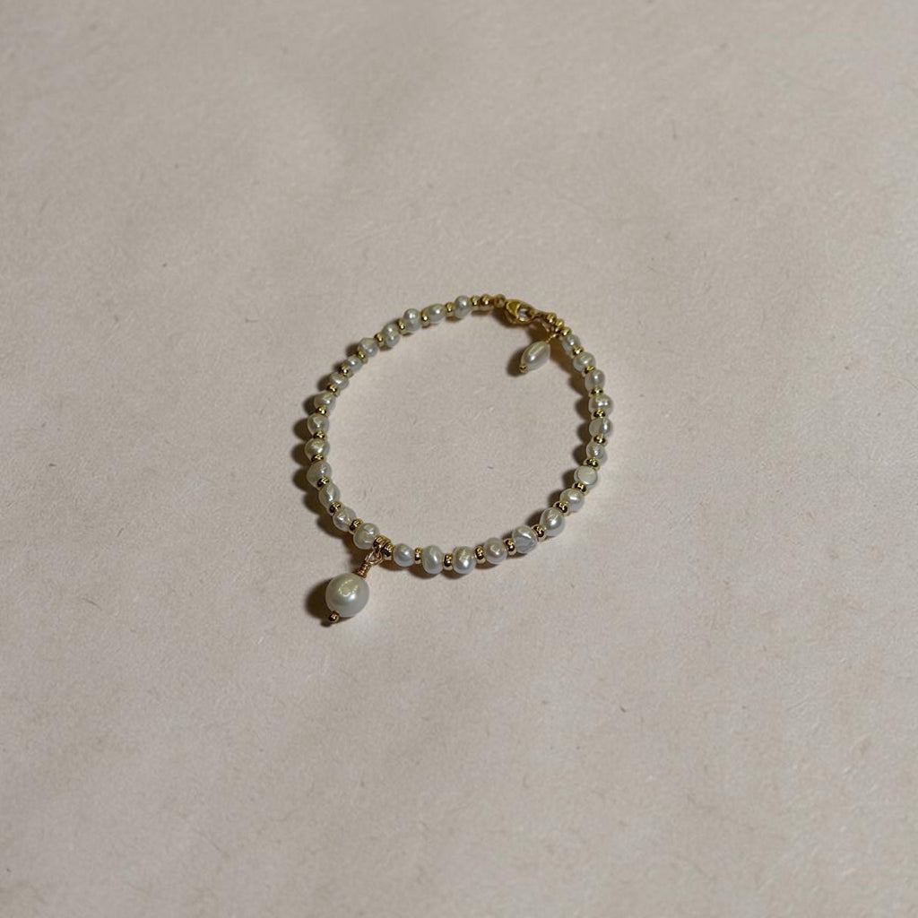 Isla Nugget Pearl Bracelet With pearl Pendent