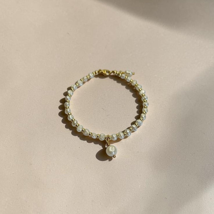 Isla Nugget Pearl Bracelet With pearl Pendent